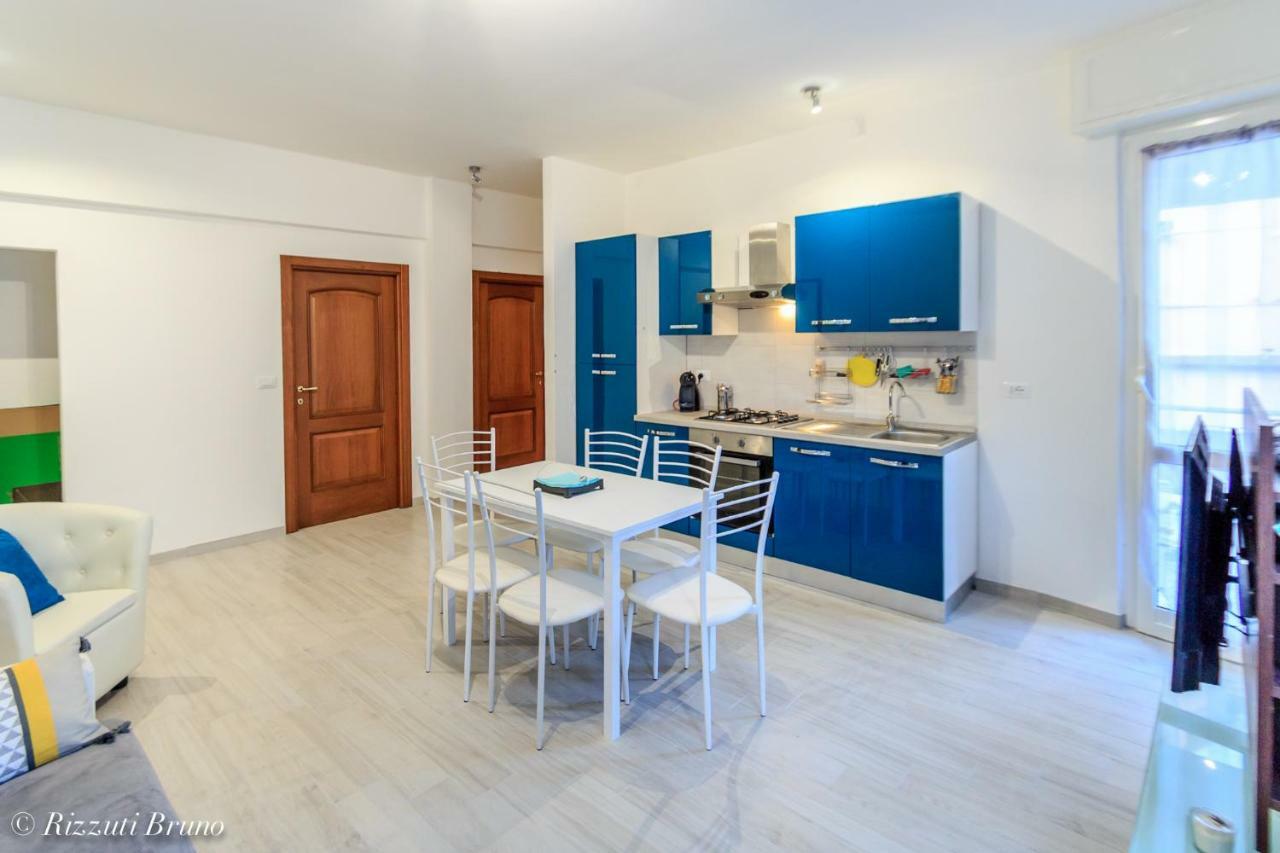 Appartamento Ristrutturato A Nuovo !!! Varazze Extérieur photo