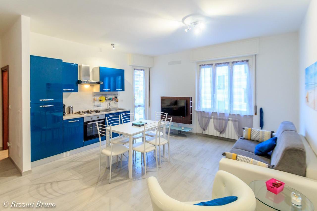 Appartamento Ristrutturato A Nuovo !!! Varazze Extérieur photo