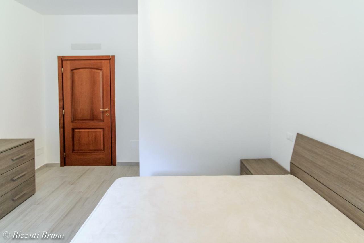 Appartamento Ristrutturato A Nuovo !!! Varazze Extérieur photo